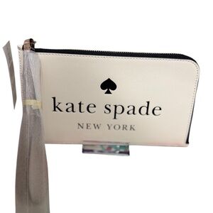 NWT Kate Spade New York Lucy Medium L-Zip Wristlet.